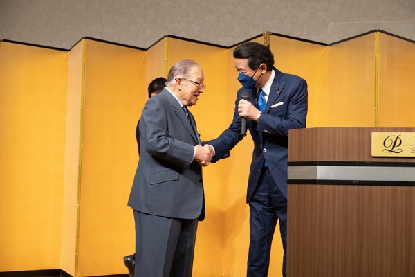 20230129_新春の集い 藤木会長7.jpg